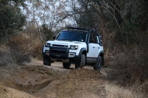 Land Rover Defender 110 P400 S Urban Pack 2020 года  (ZA)
